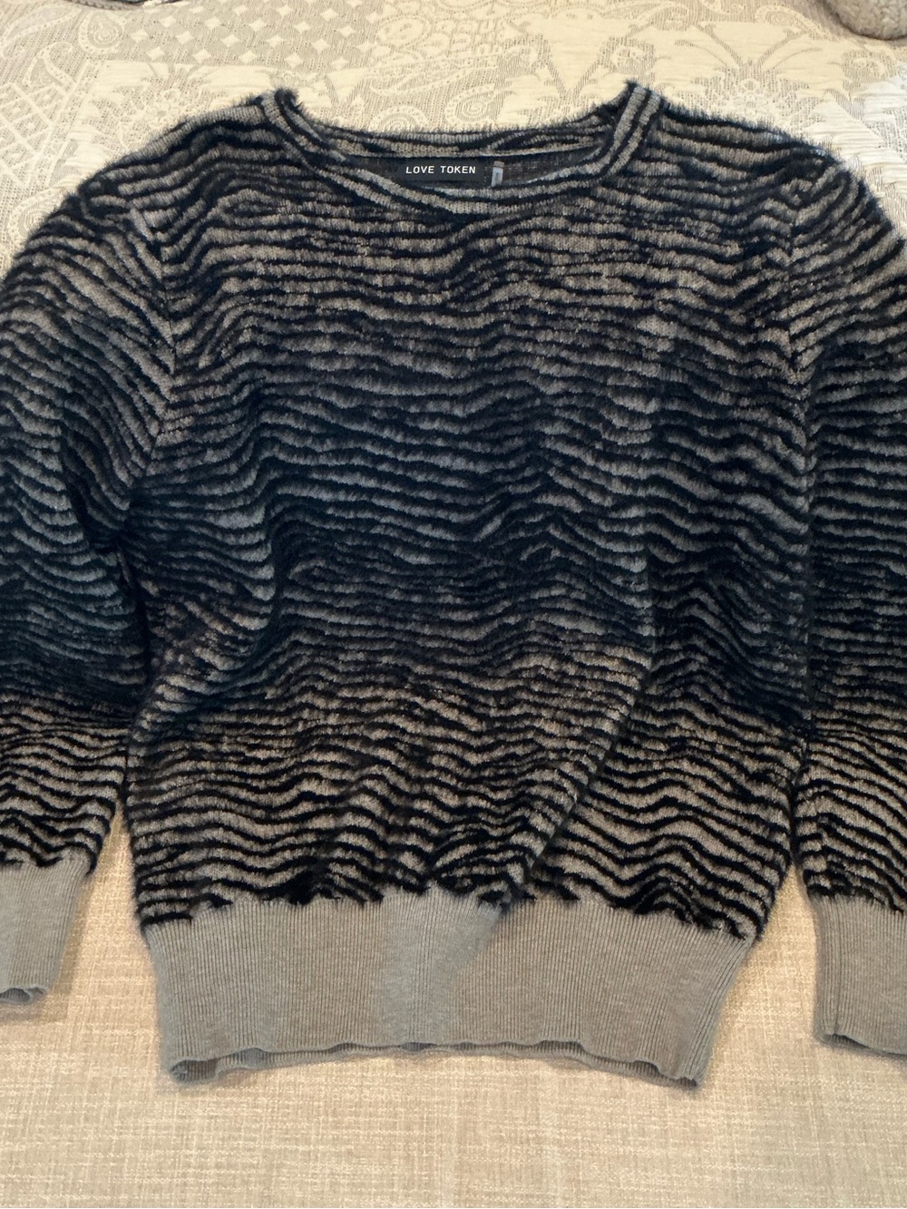 Love Token Women's Black and Gray Striped Textured Crew Sweater
